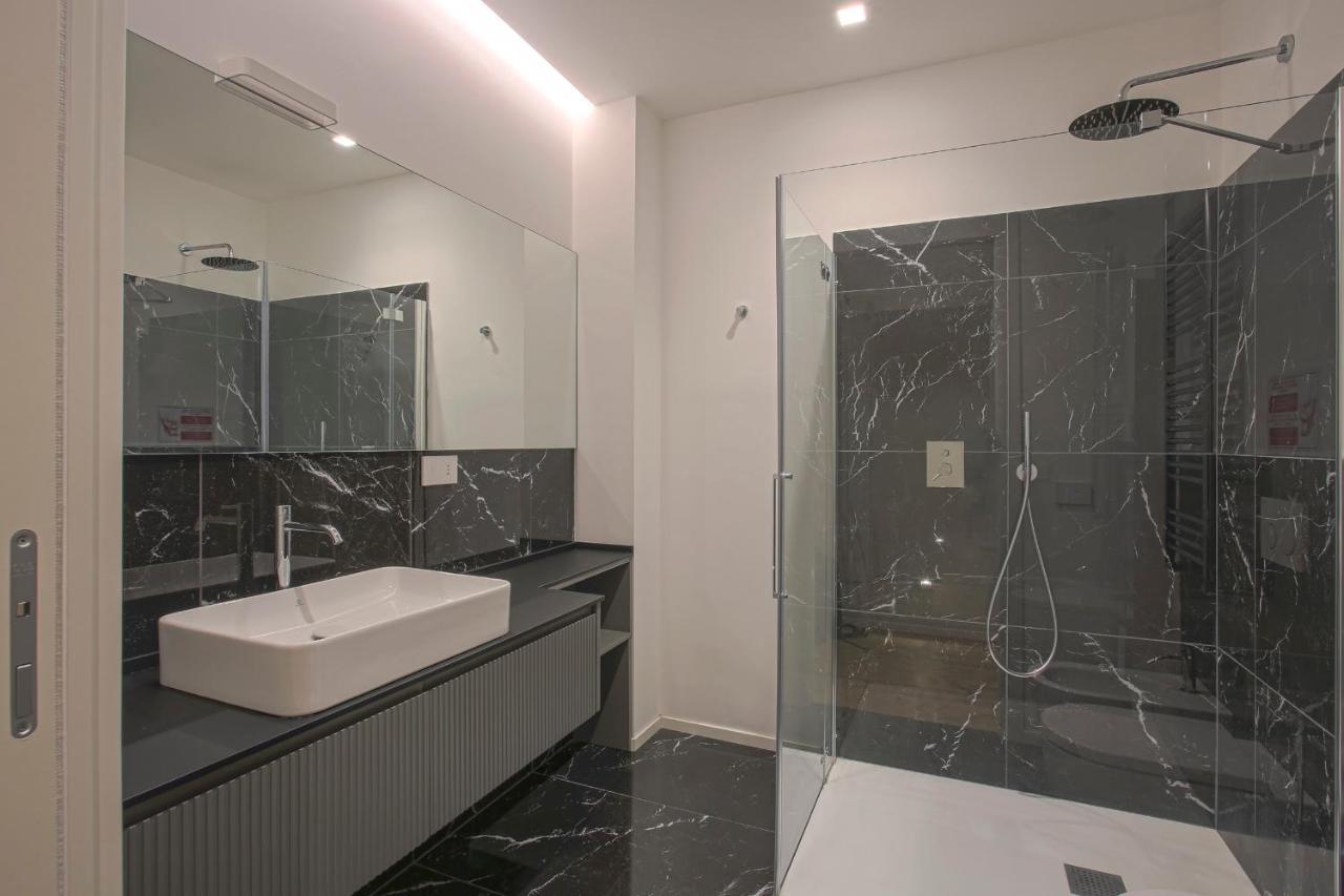 Milan Luxury Suite-Hosted By Sweetstay Milão Exterior foto